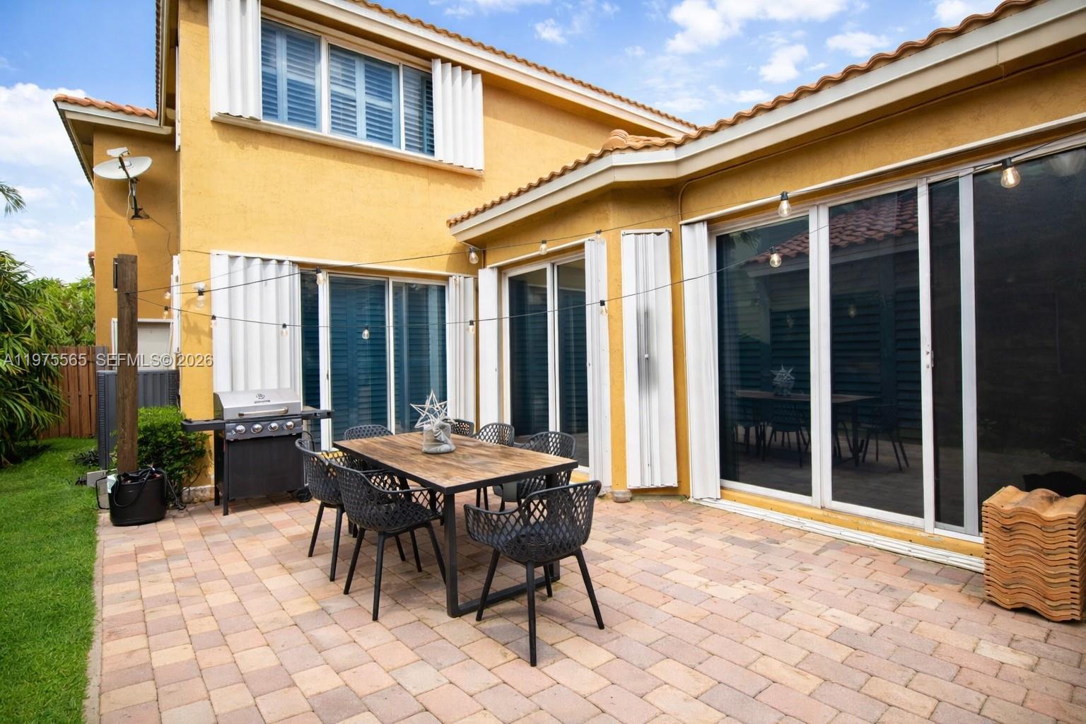 SUNFLOWER AT THE HAMMOCKS - Residential