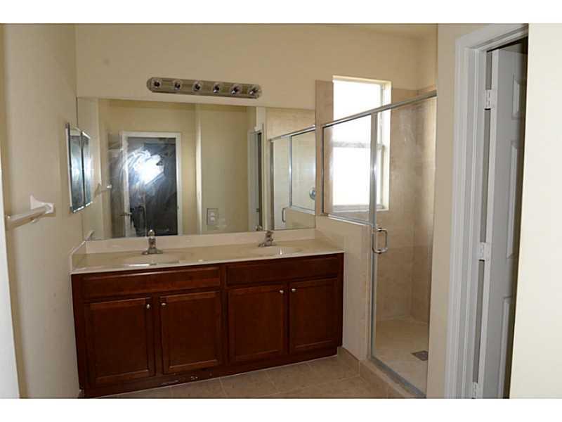 EMERALD CREEK - Residential Lease