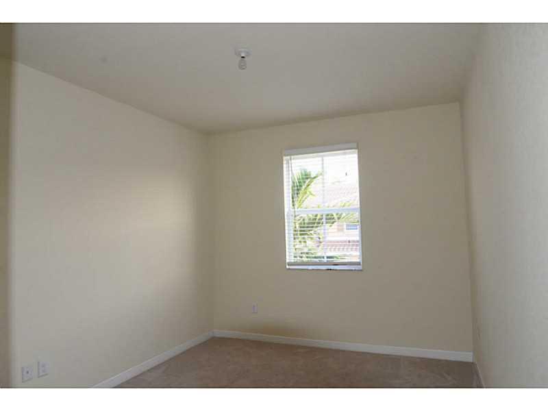 EMERALD CREEK - Residential Lease