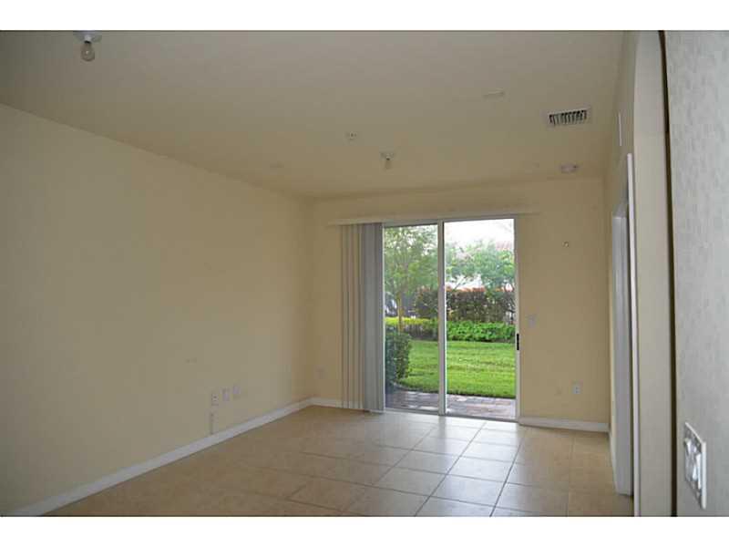 EMERALD CREEK - Residential Lease