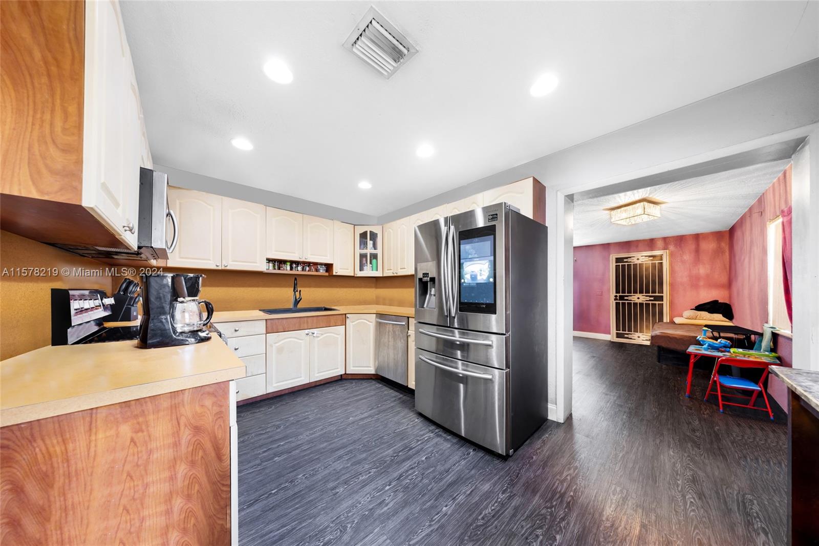 COLLEGE TRACT 2ND ADD - Residential