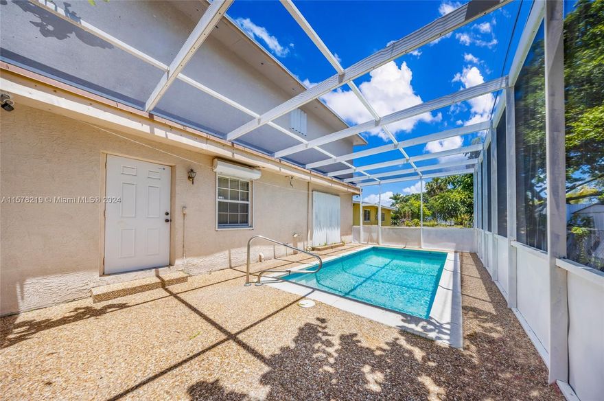 Wonderful opportunity to live in this very spacious 2 story home has 4 bedrooms, 3 baths and space for additional bedrooms. This unit has a new floor through the entire house, and a roof was installed a month ago. Recessed lighting in the entire house. Pool in the backyard is perfect for entertaining. Great for owner or investor, for long term rental or airbnb.