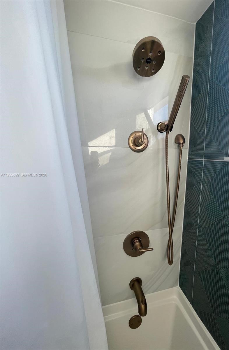 PENN TOWERS CONDO - Residential