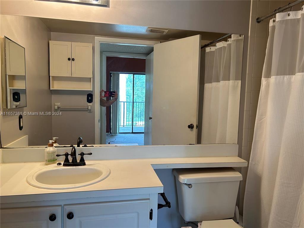 HOLLYWOOD PARC CONDOMINIU - Residential