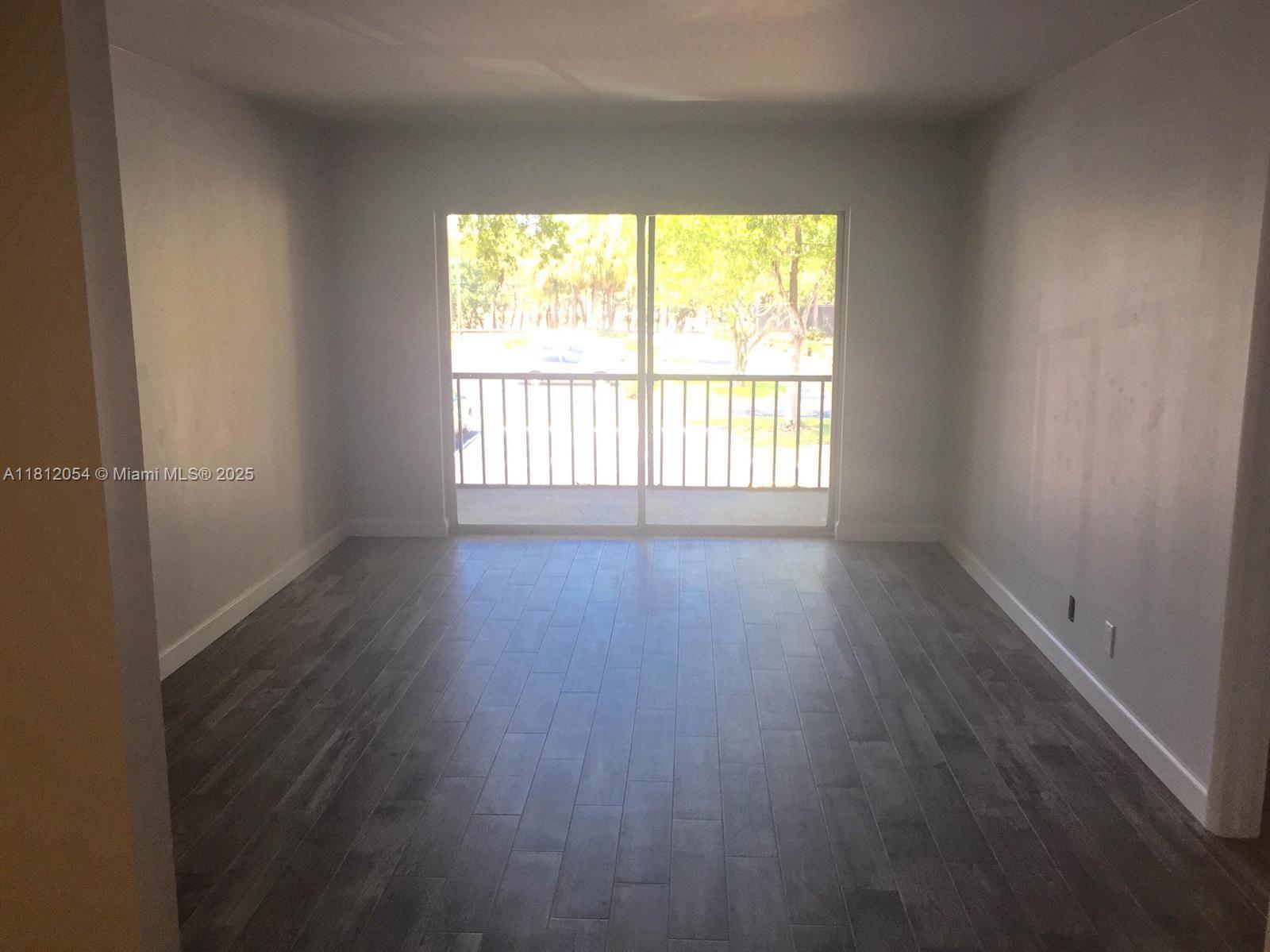 CASA DEL RIO CONDO - Residential Lease