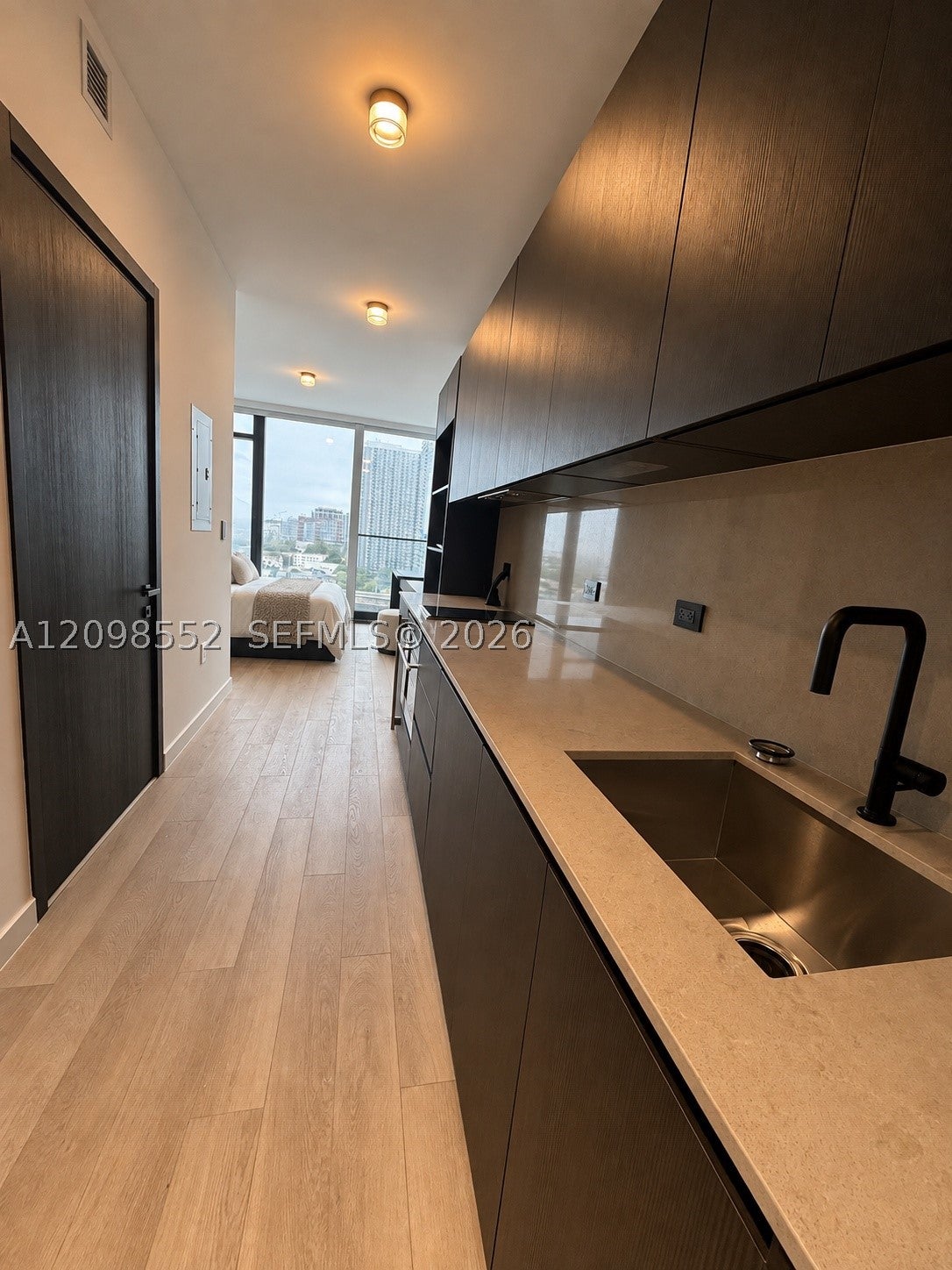 20 NE 11th St 1503A