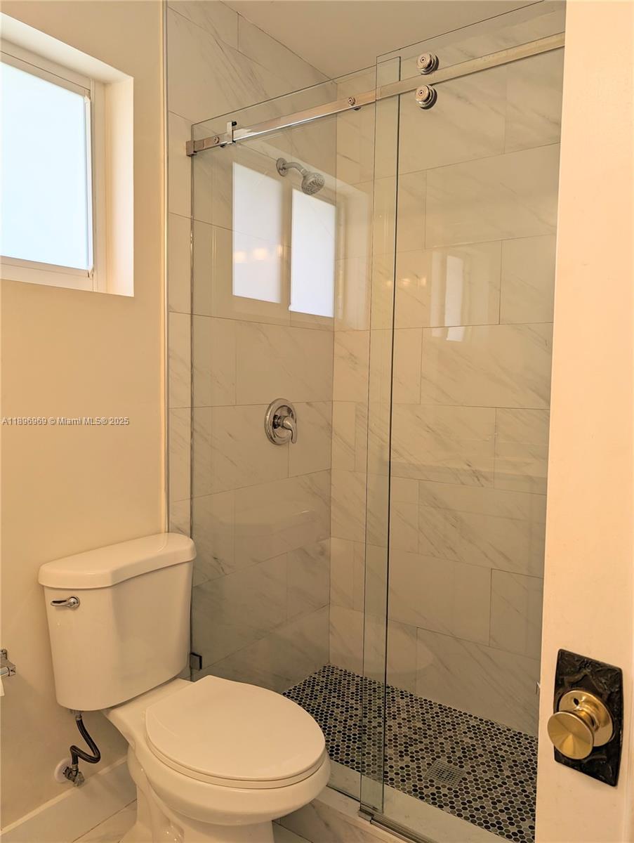 CG RIVIERA SEC 3 REV - Residential Lease