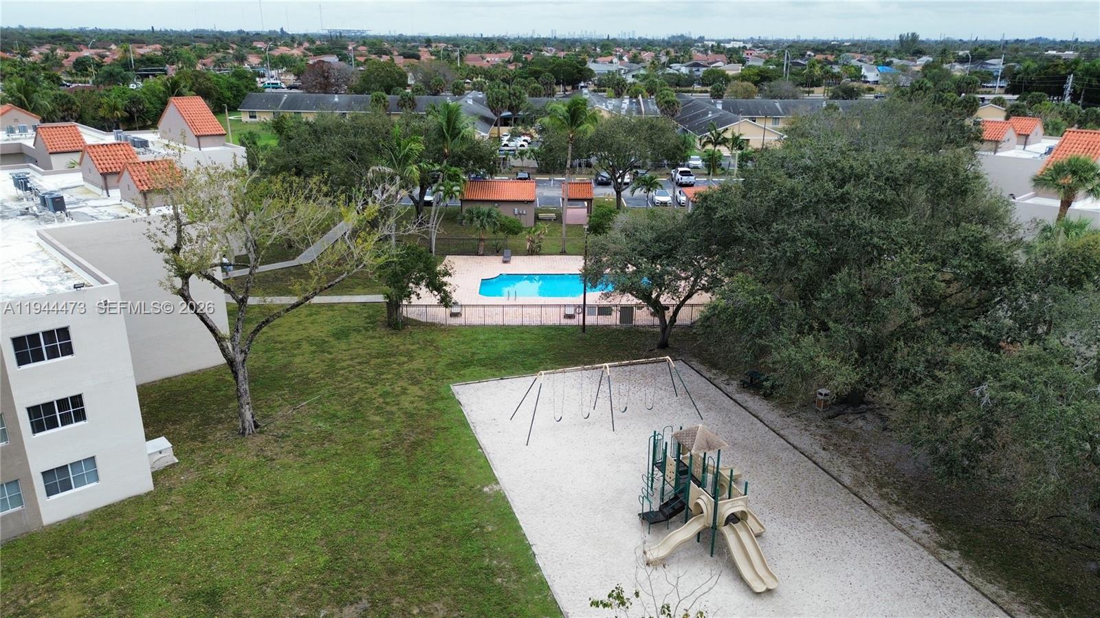 MIRASSOU CONDO - Residential