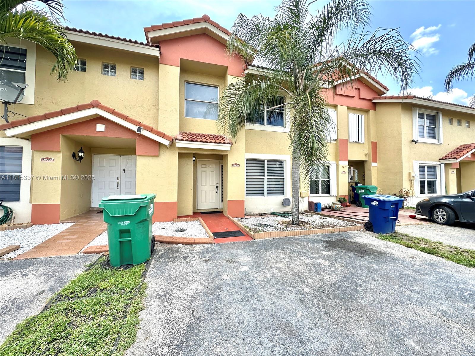 19021 NW 52nd Ct