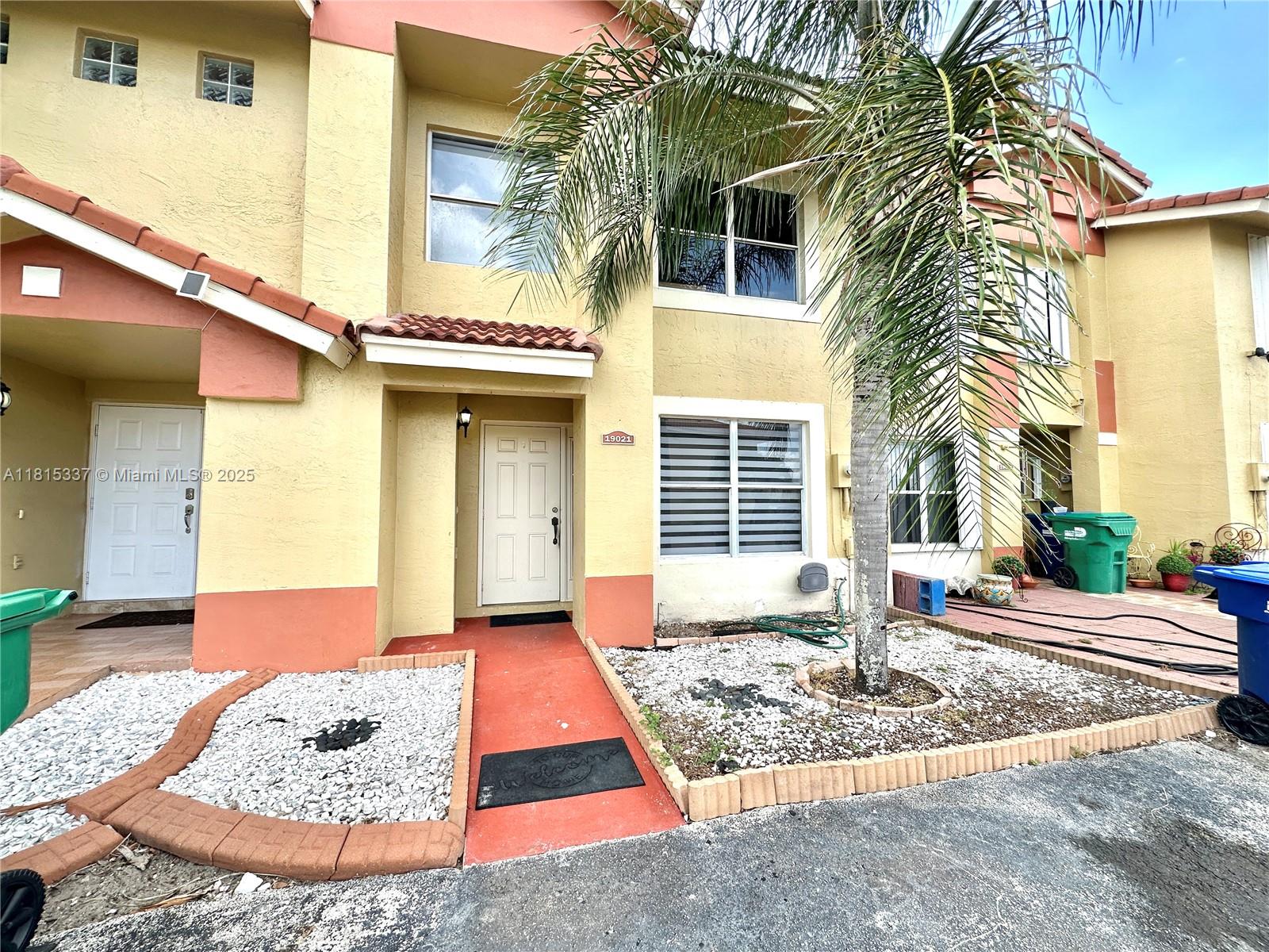 19021 NW 52nd Ct