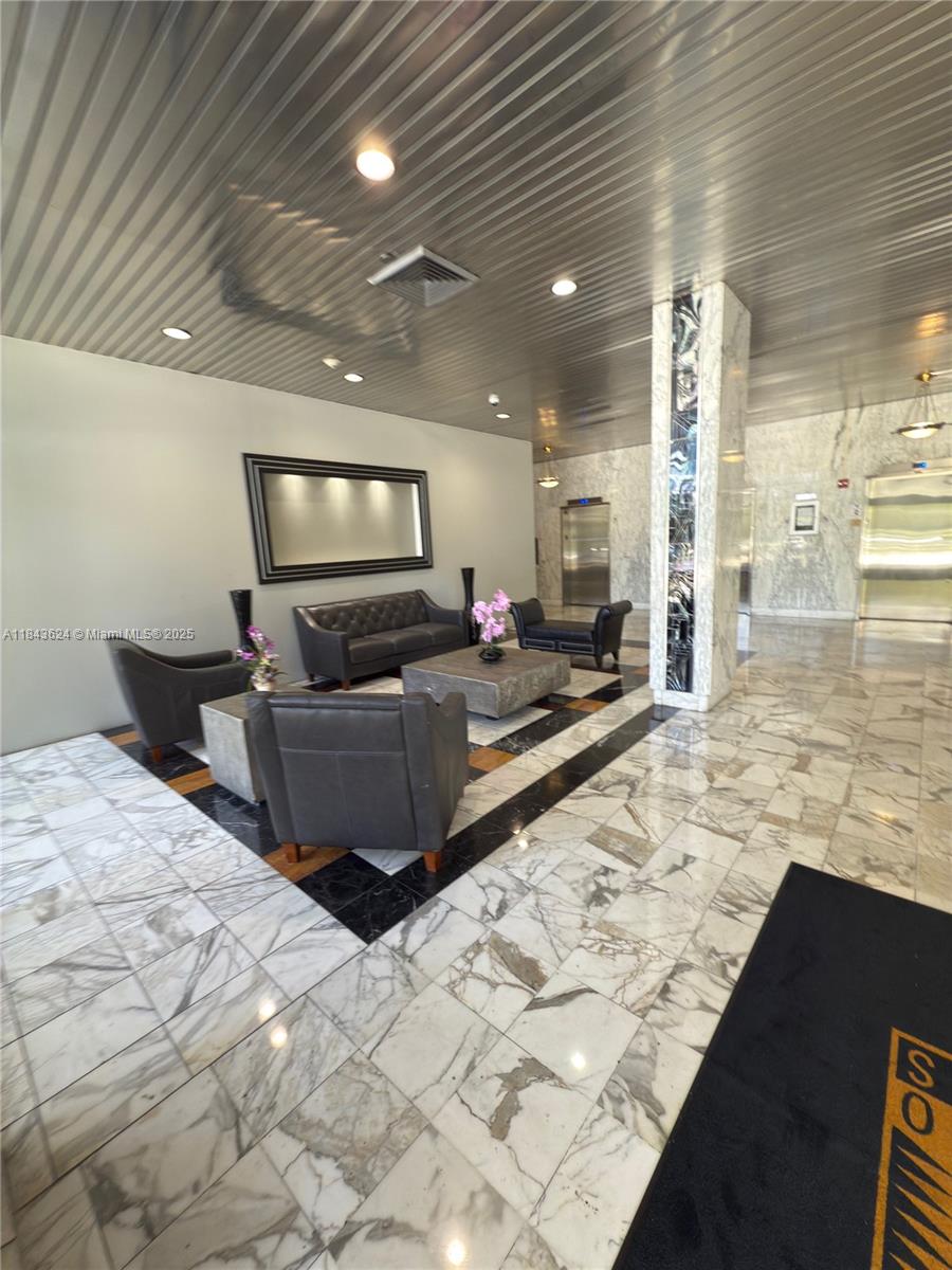 AVENTURA ELDORADO CONDO - Residential