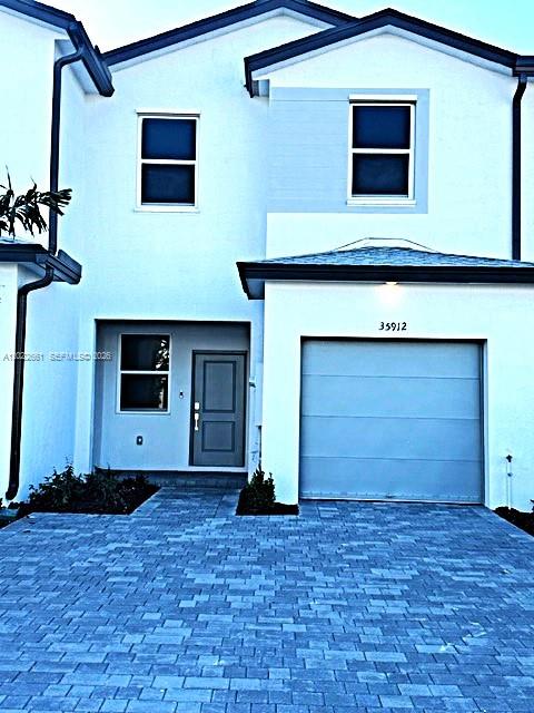 Cedar Pointe - Residential