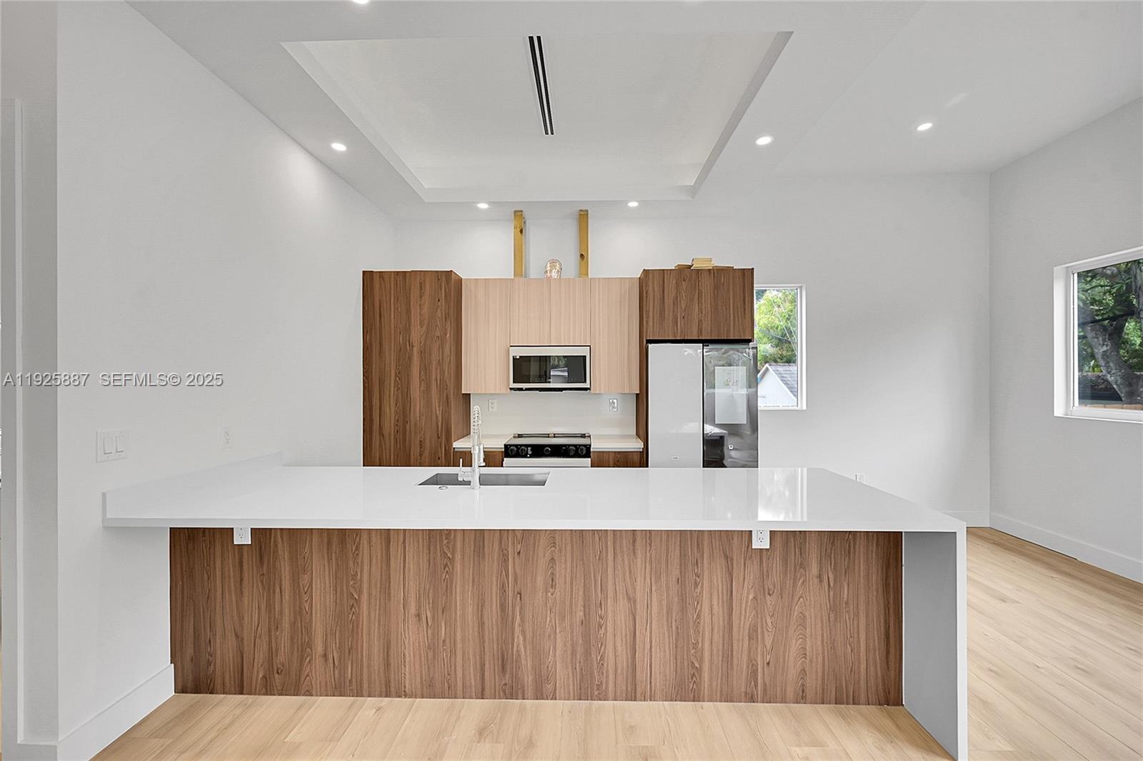 PINE TREE PARK - Residential Lease