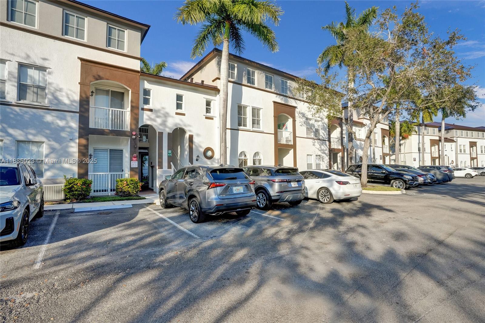 COURTYARDS TWO CONDO - Residential