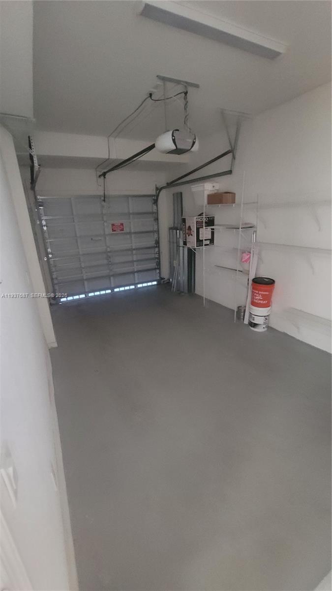 SUNRISE GOLF VILLAGE SECT - Residential Lease