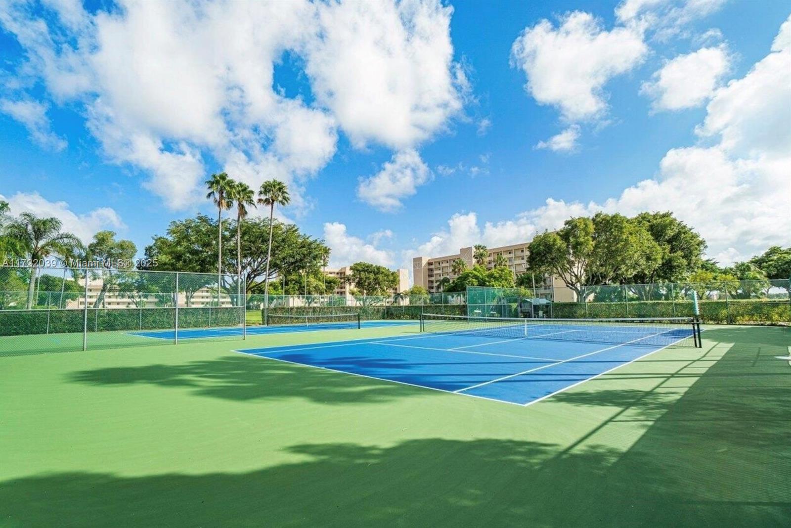 HUNTINGTON LAKES SEC FIVE - Residential