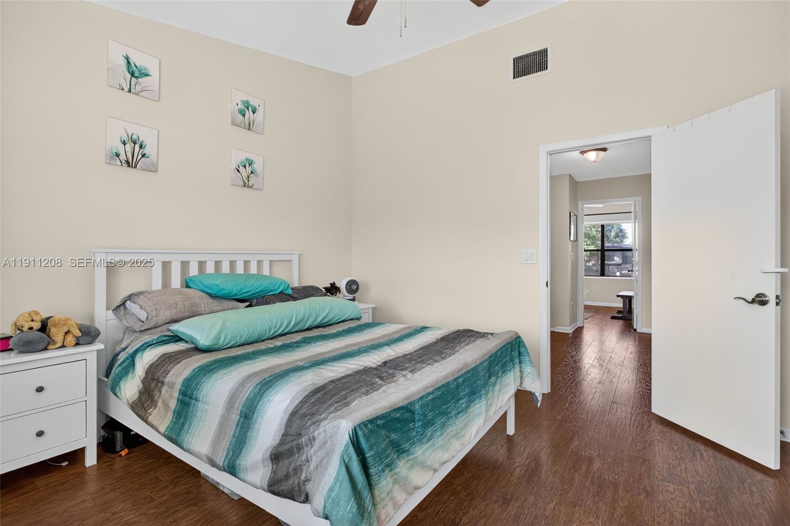 BAYWOOD VILLAGE III-A CON - Residential