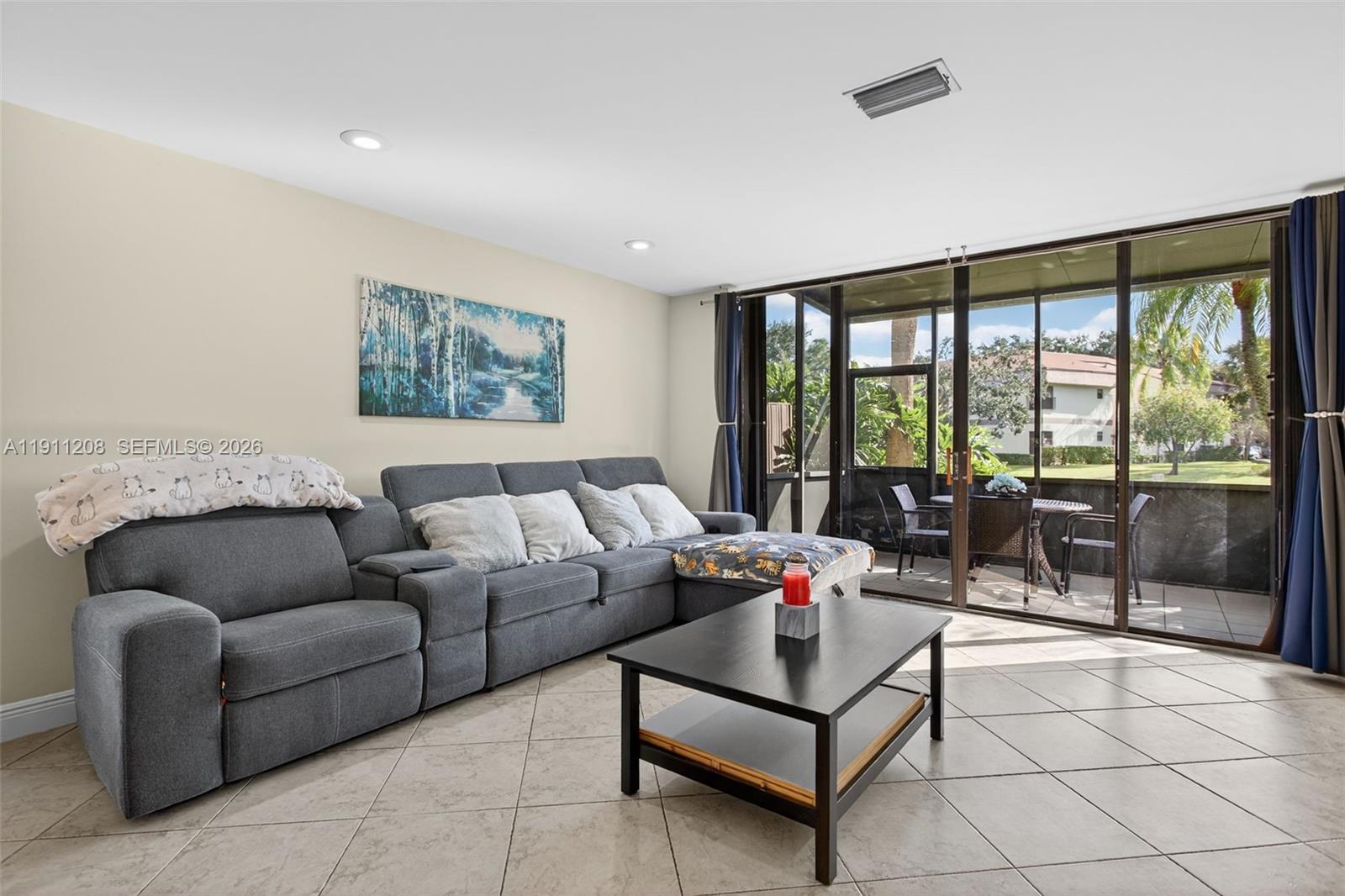 BAYWOOD VILLAGE III-A CON - Residential