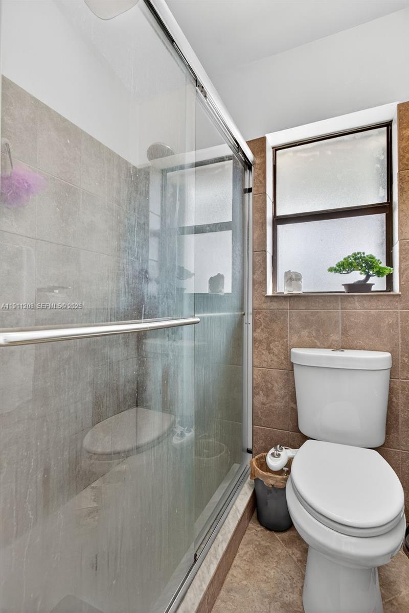 BAYWOOD VILLAGE III-A CON - Residential