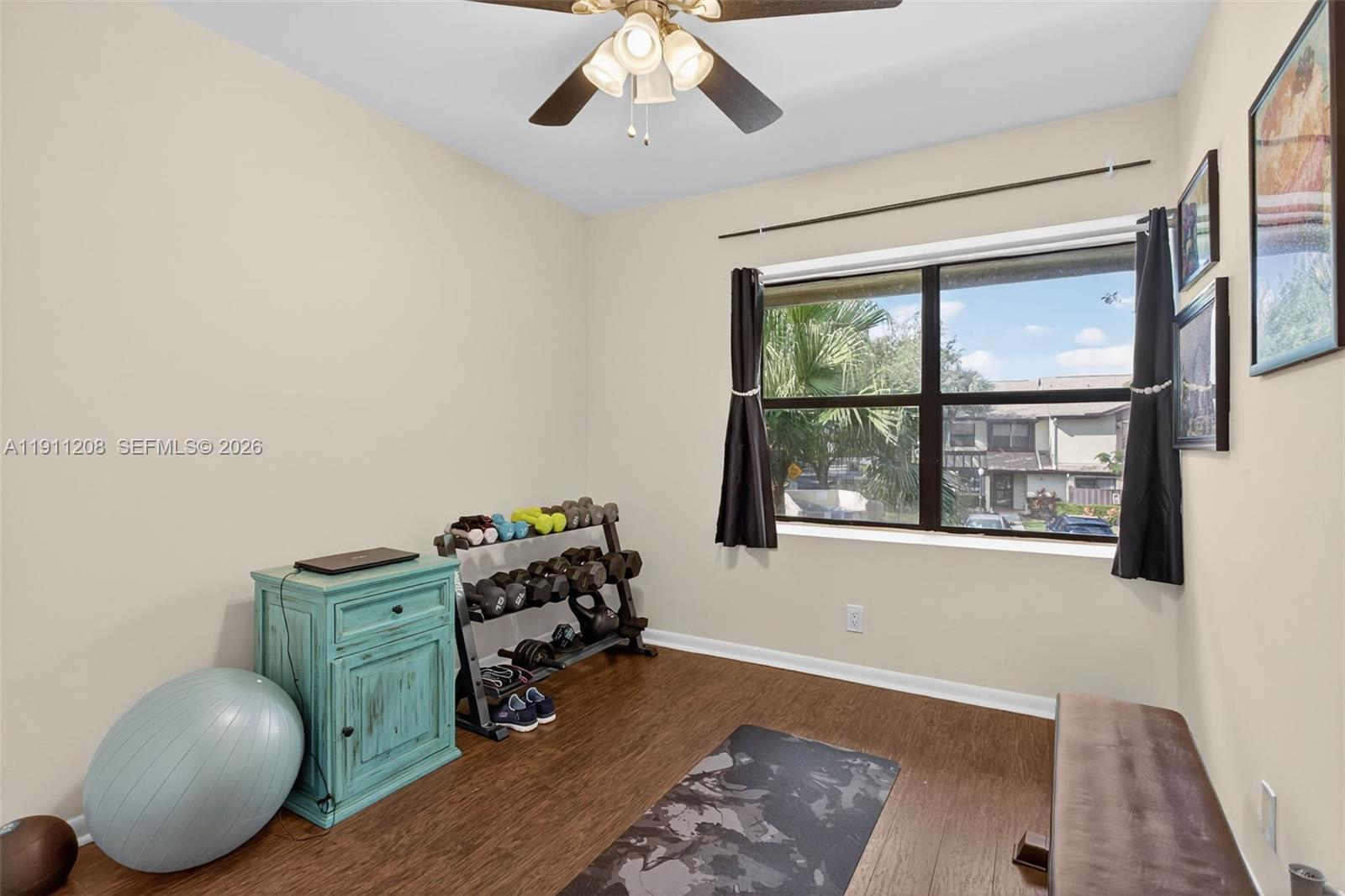 BAYWOOD VILLAGE III-A CON - Residential