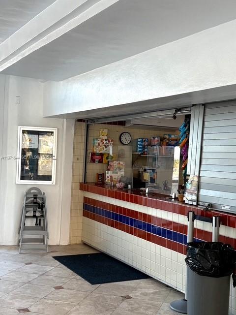 TURNBERRY ISLE SOUTH COND - Residential