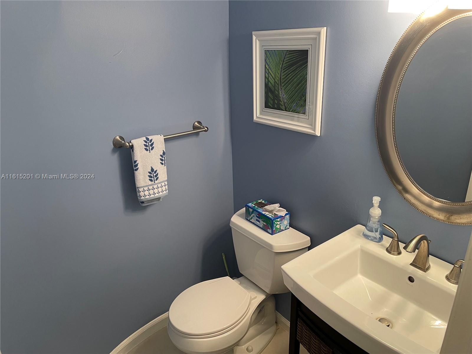 IMPERIAL POINT COLONNADES - Residential