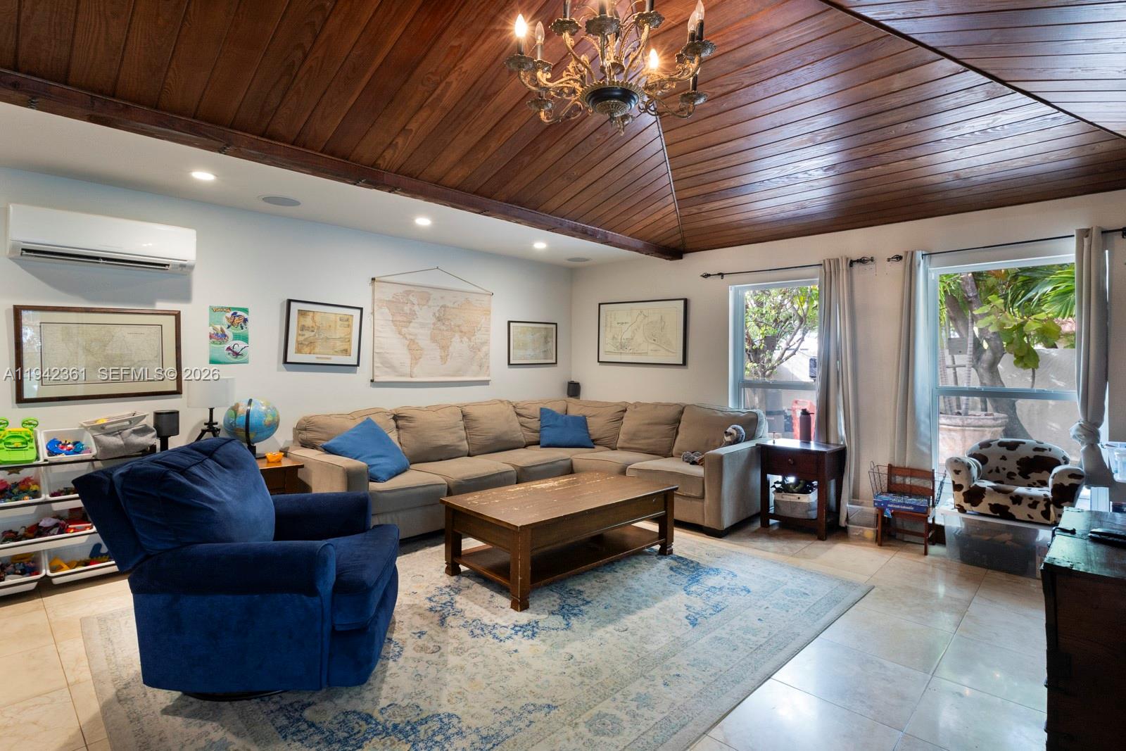 BRICKELL ESTATES - Residential