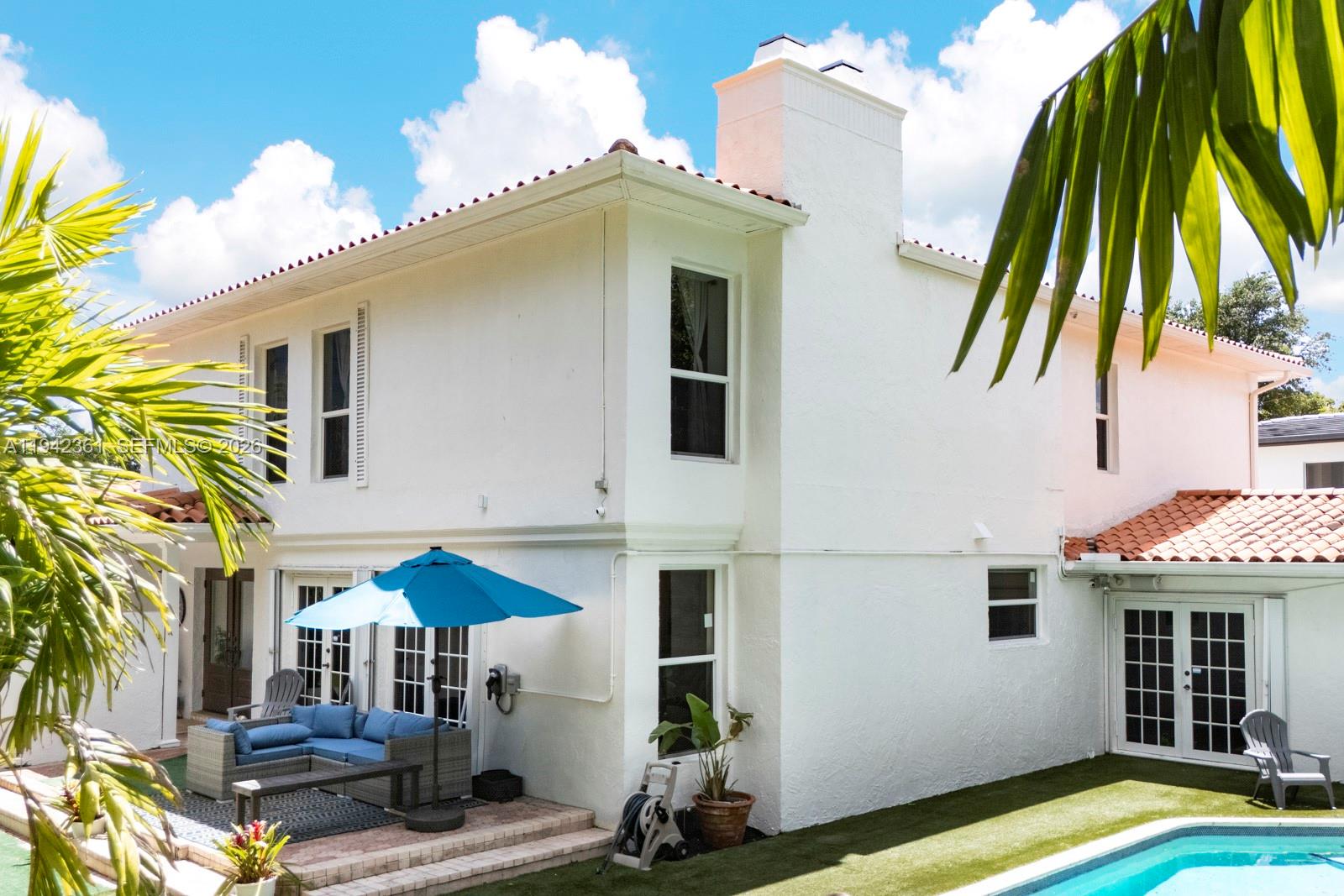 BRICKELL ESTATES - Residential