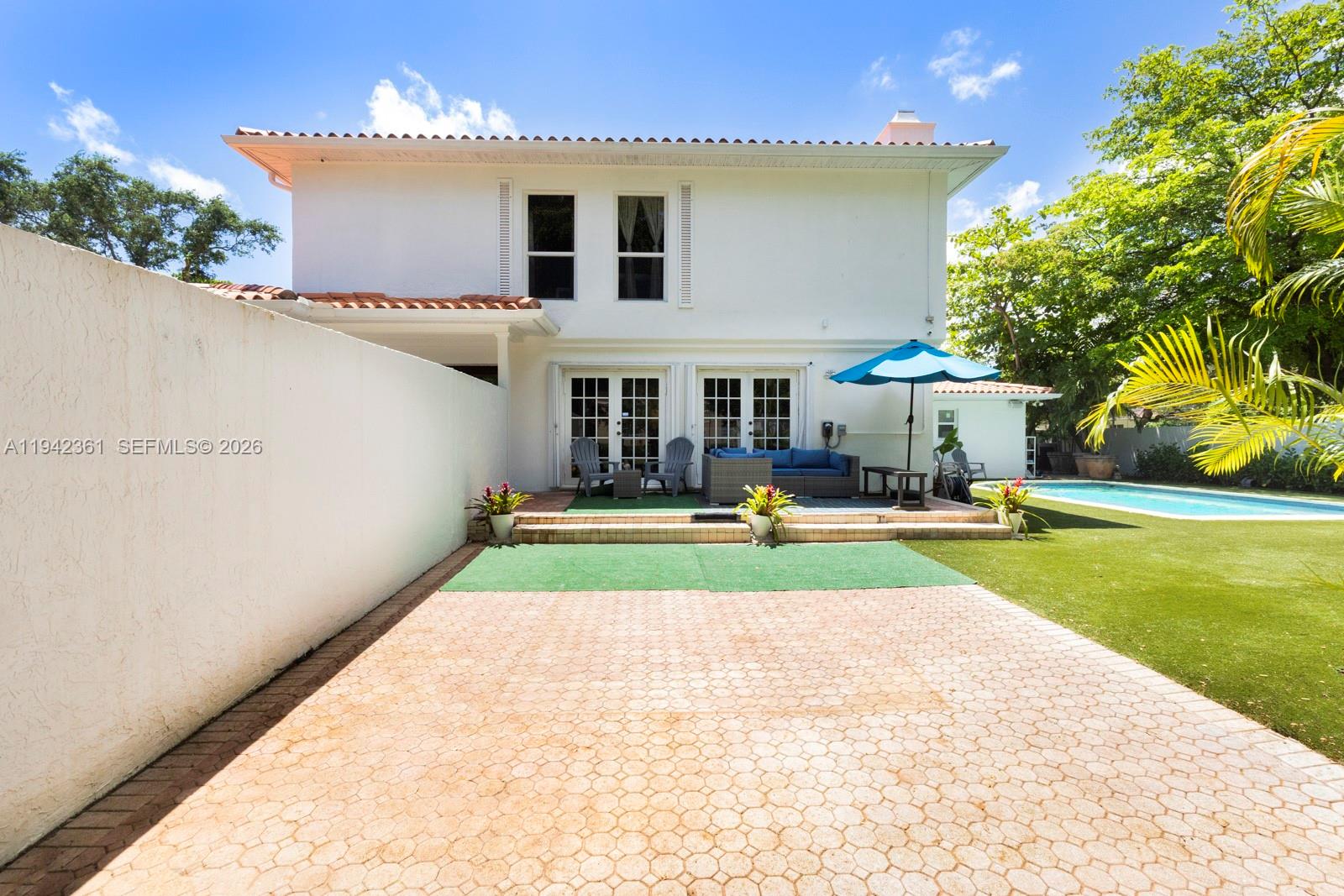 BRICKELL ESTATES - Residential