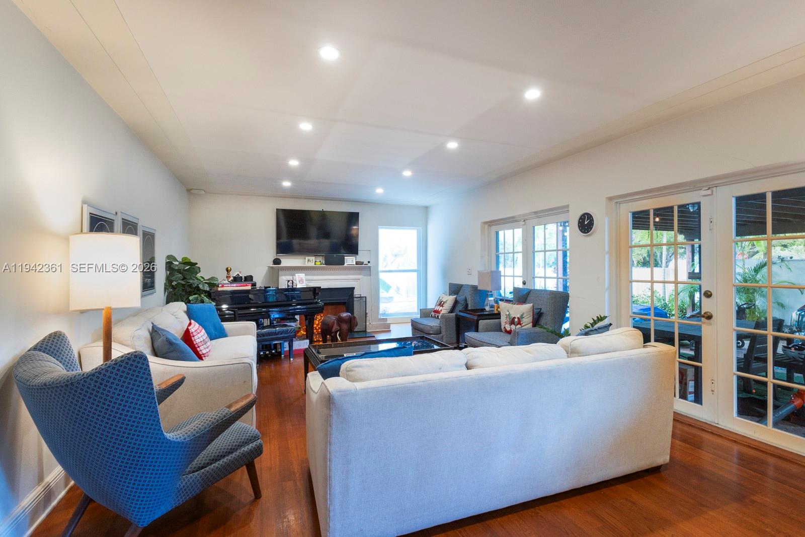 BRICKELL ESTATES - Residential