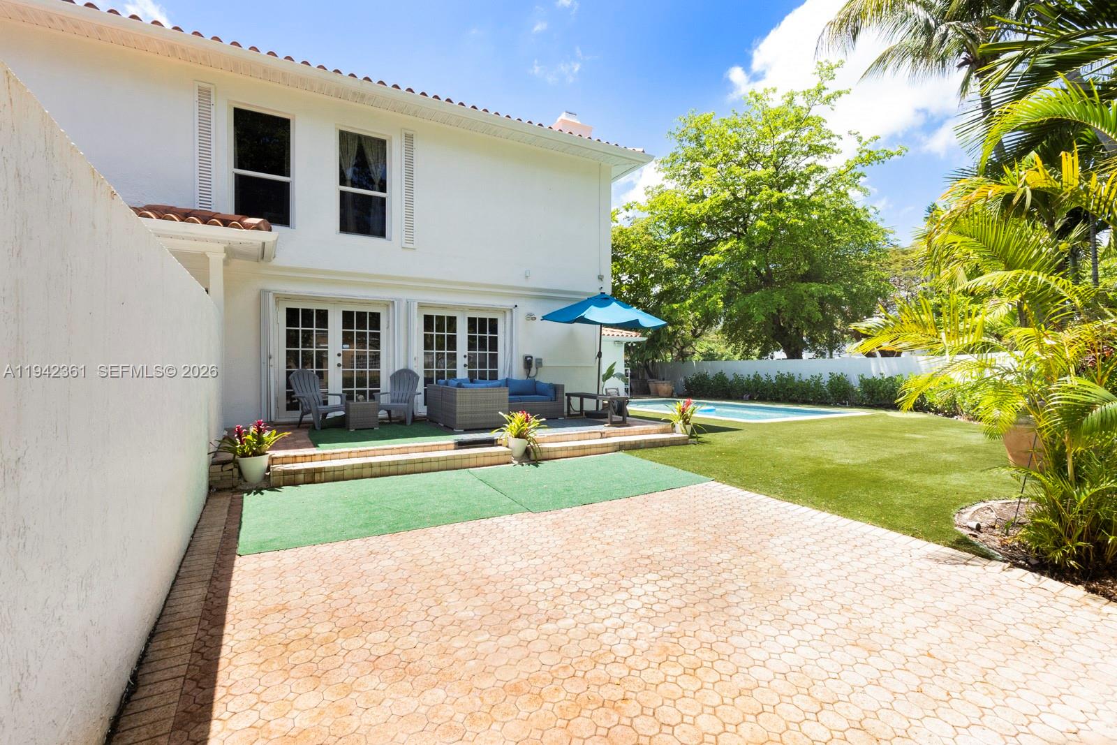BRICKELL ESTATES - Residential