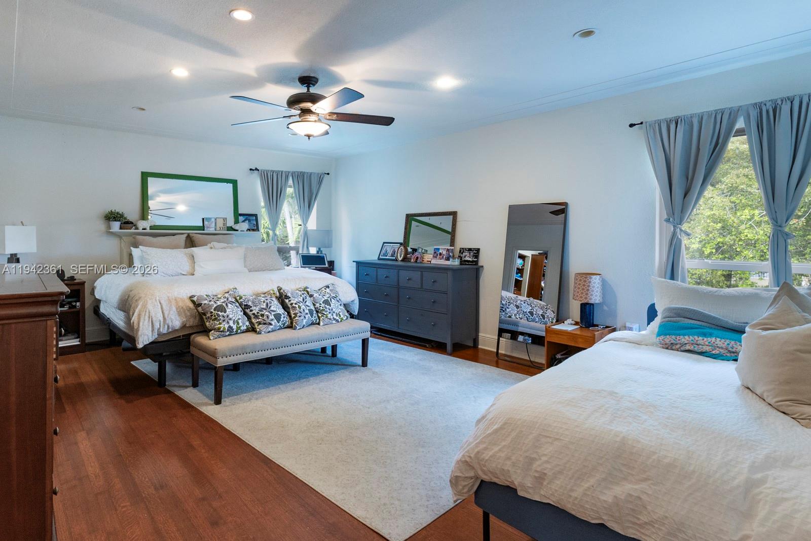 BRICKELL ESTATES - Residential