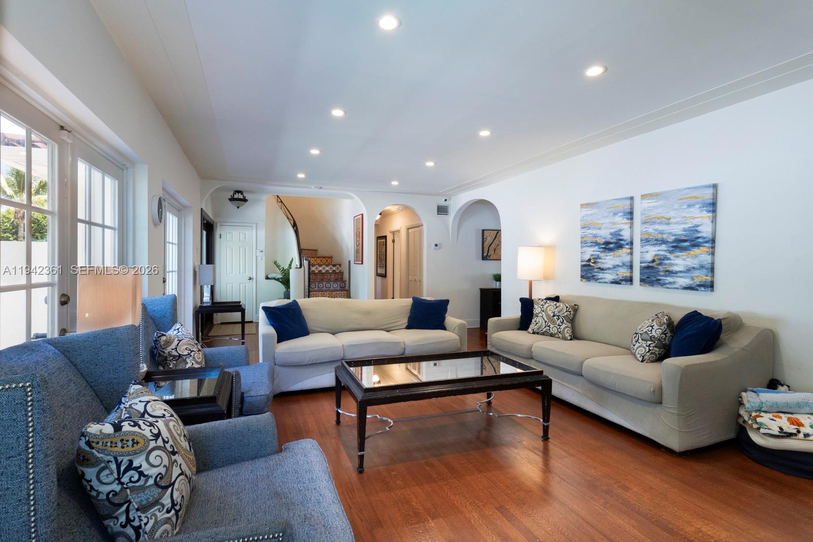 BRICKELL ESTATES - Residential