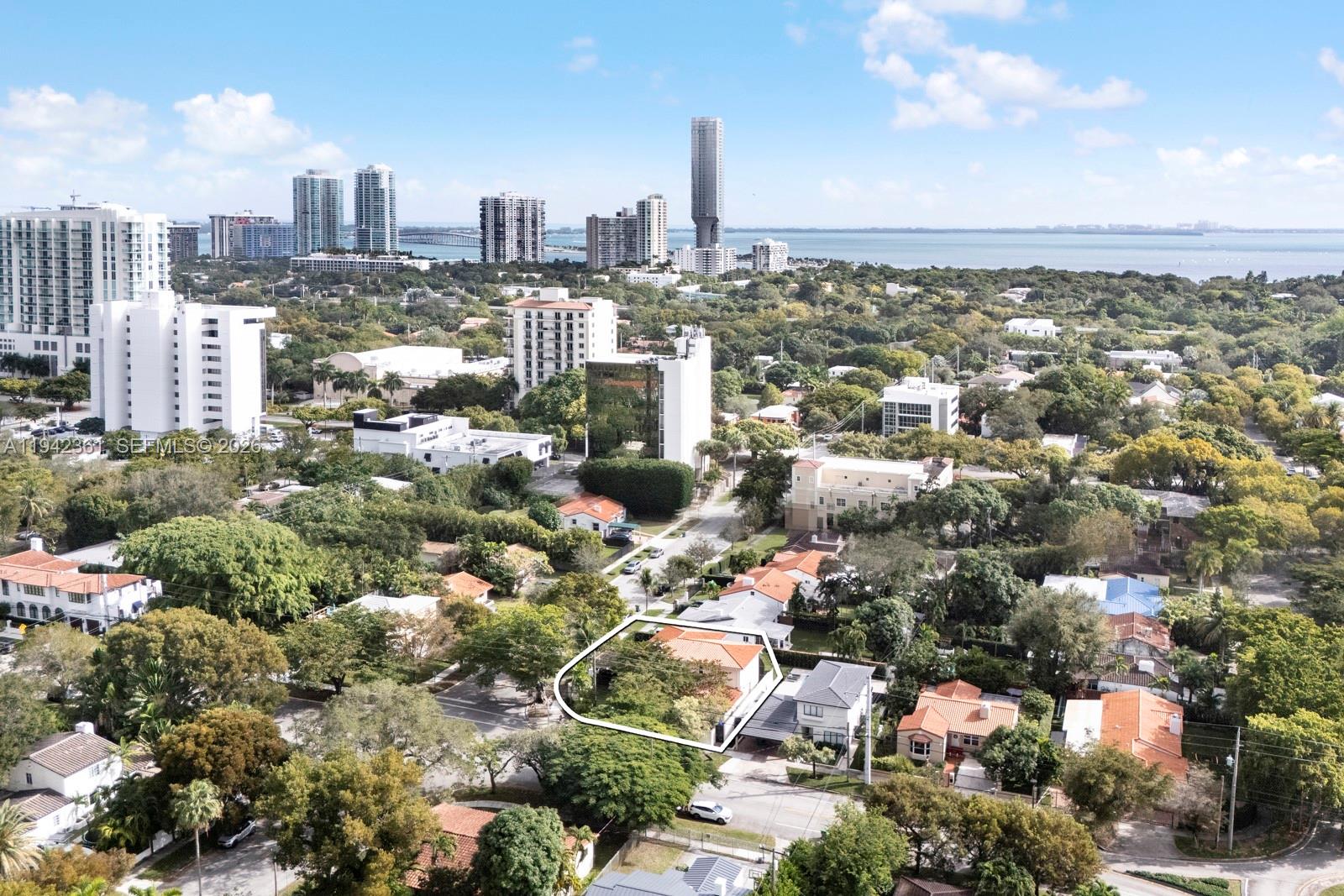 BRICKELL ESTATES - Residential