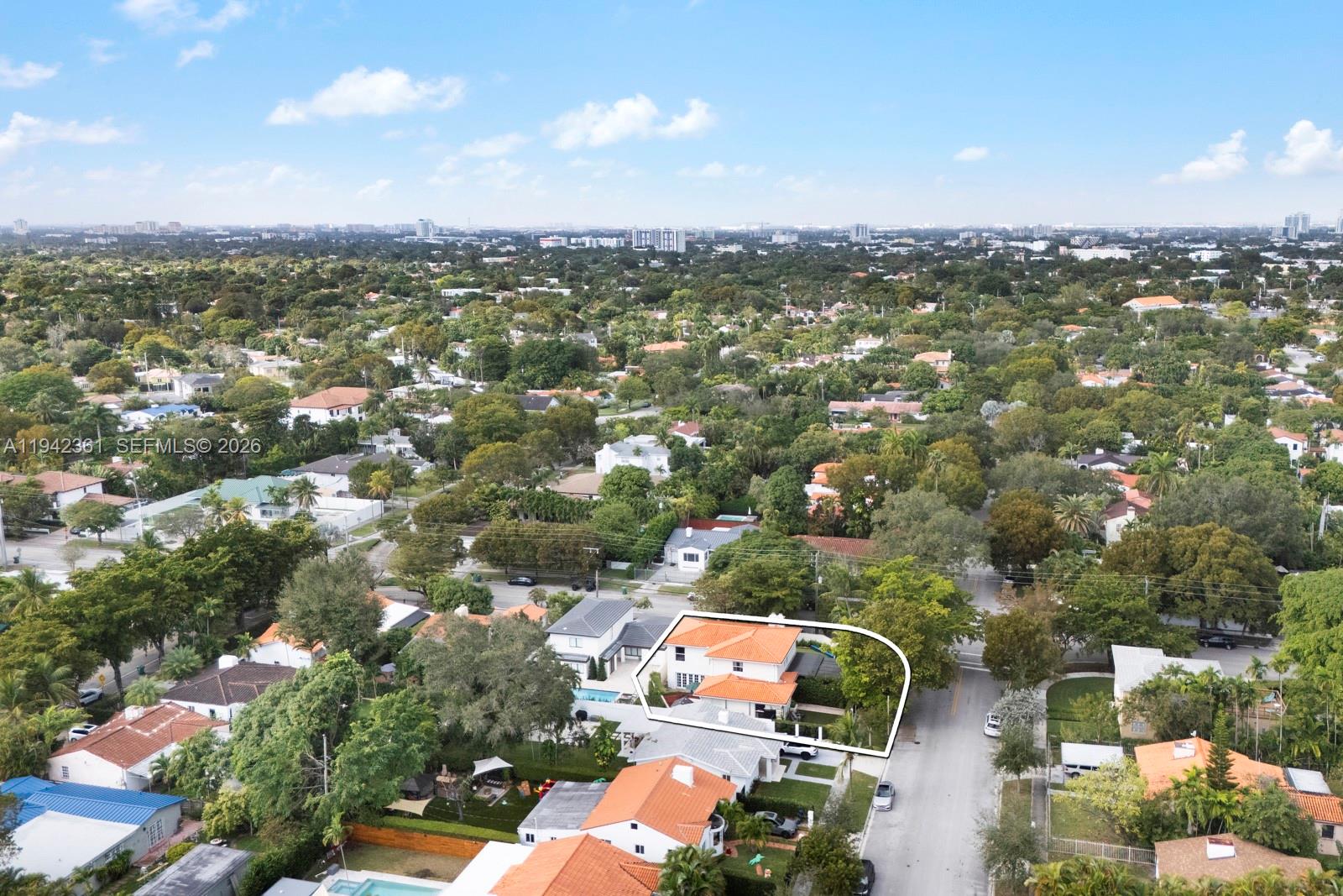 BRICKELL ESTATES - Residential