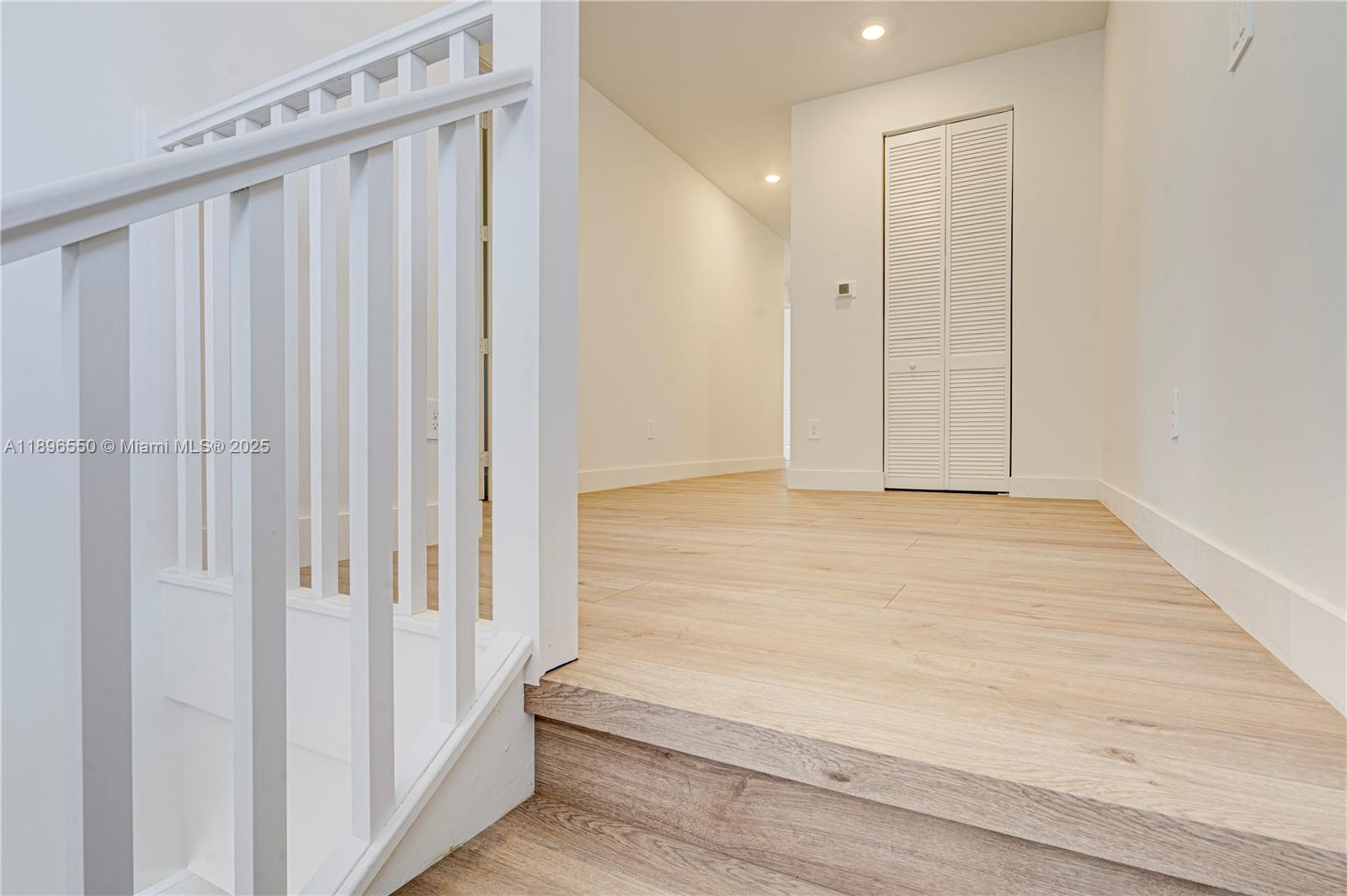 CRESCENT RIDGE - Residential