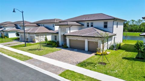 4390 SW 122nd Ter Davie FL 33330