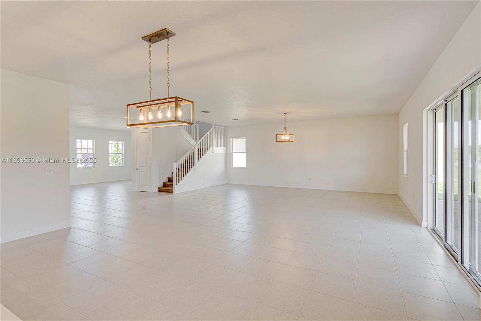 CRESCENT RIDGE - Residential