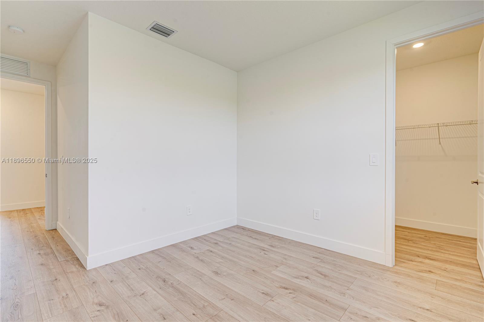 CRESCENT RIDGE - Residential