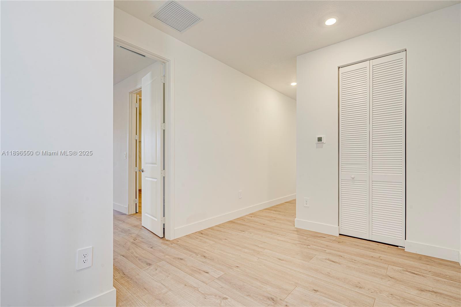 CRESCENT RIDGE - Residential