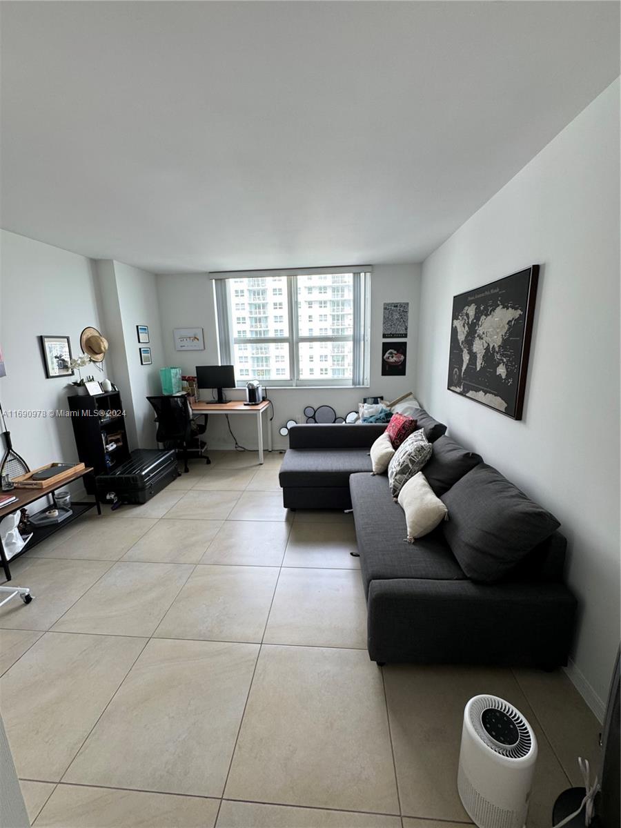 THE MARK ON BRICKELL COND - Residential