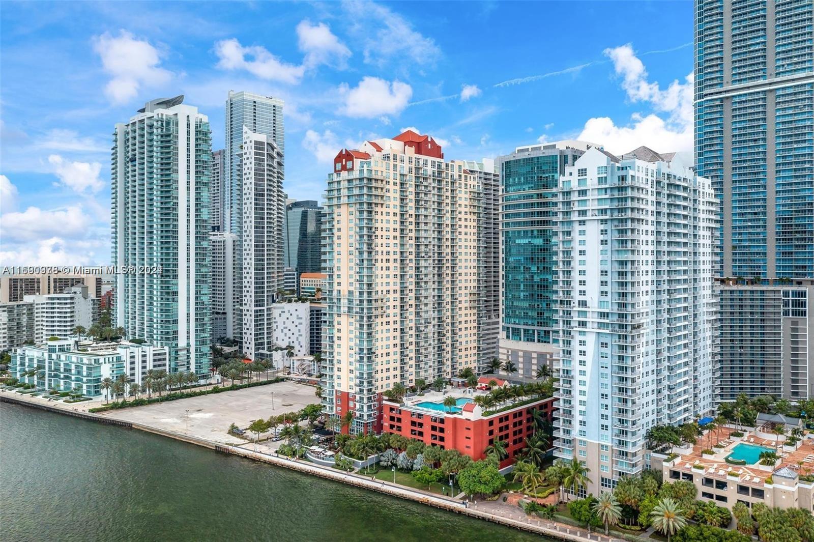 THE MARK ON BRICKELL COND - Residential