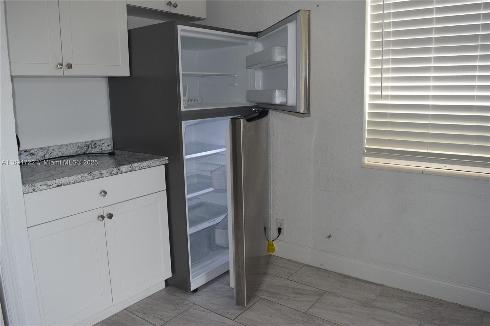 SHERIDAN PARK - Residential Lease