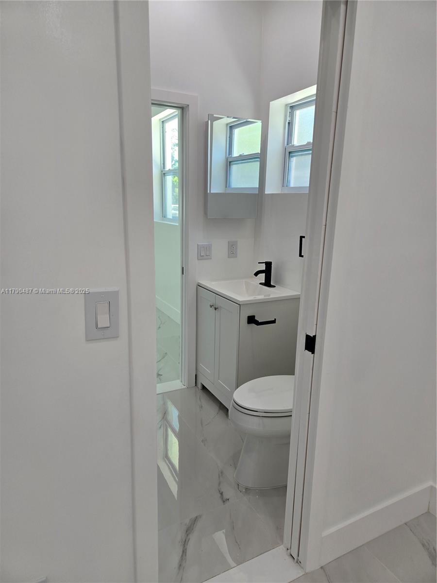 POINCIANNA MANOR SEC 4 - Residential