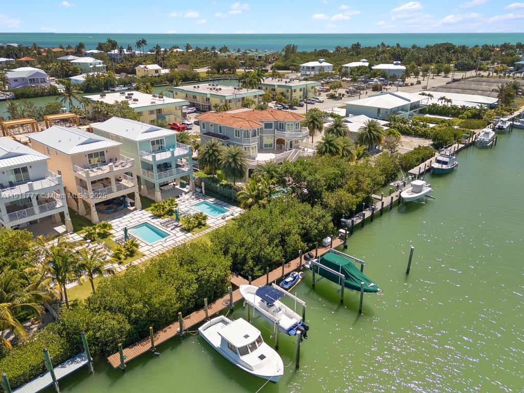 COCO PLUM BEACH - Residential Lease