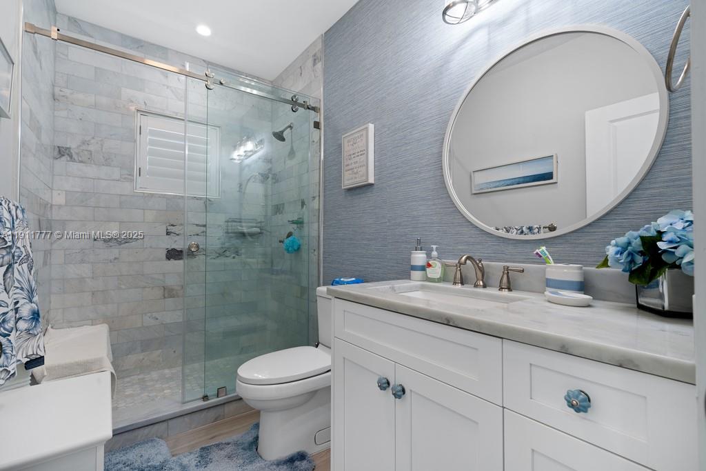 COCO PLUM BEACH - Residential Lease