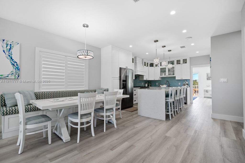 COCO PLUM BEACH - Residential Lease