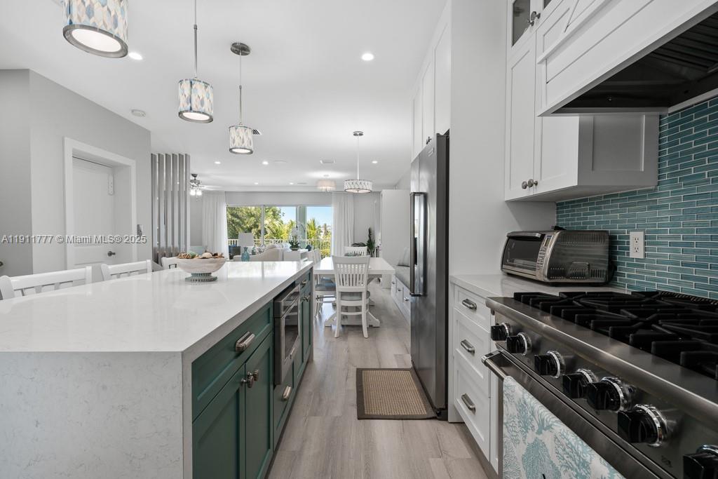 COCO PLUM BEACH - Residential Lease