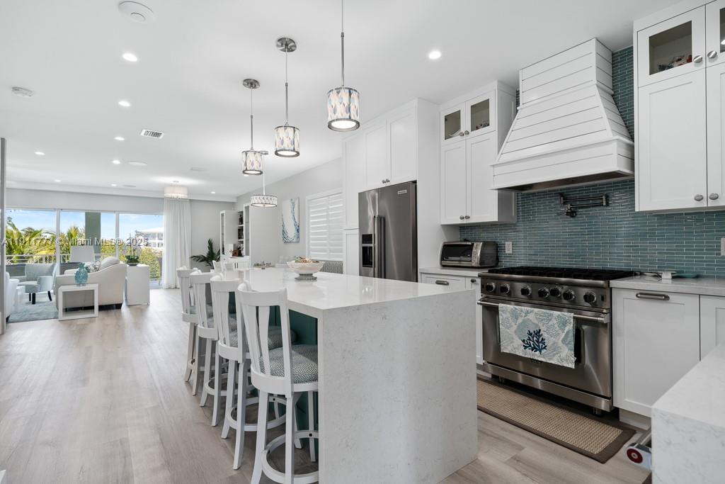 COCO PLUM BEACH - Residential Lease