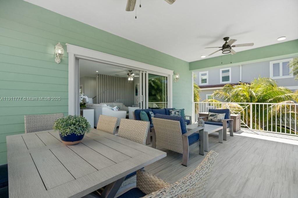 COCO PLUM BEACH - Residential Lease